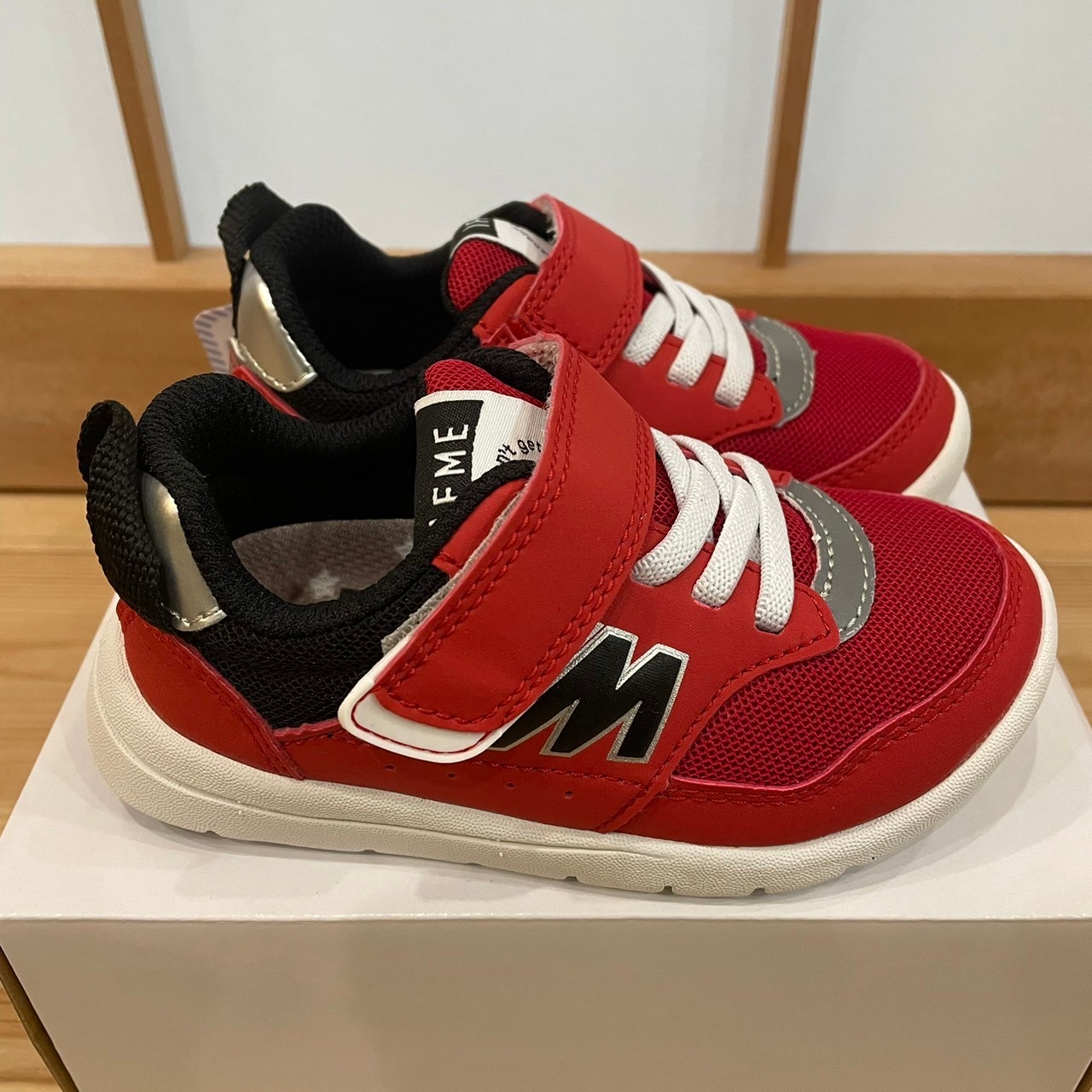 日本童裝波鞋 IFME KIDS 輕量鞋底波鞋